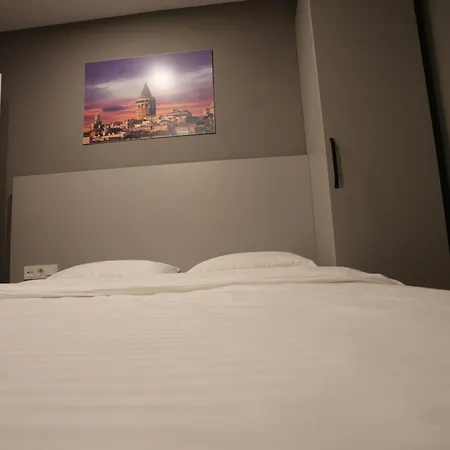 Suites Hotel