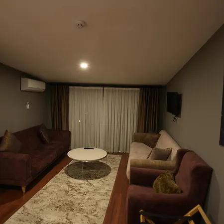 Suites Hotel